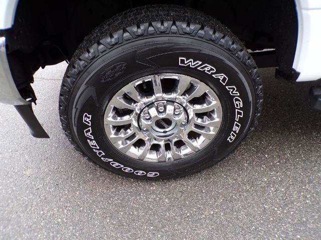 Certified 2022 Ford F250 XLT w/ XLT Premium Package image 5