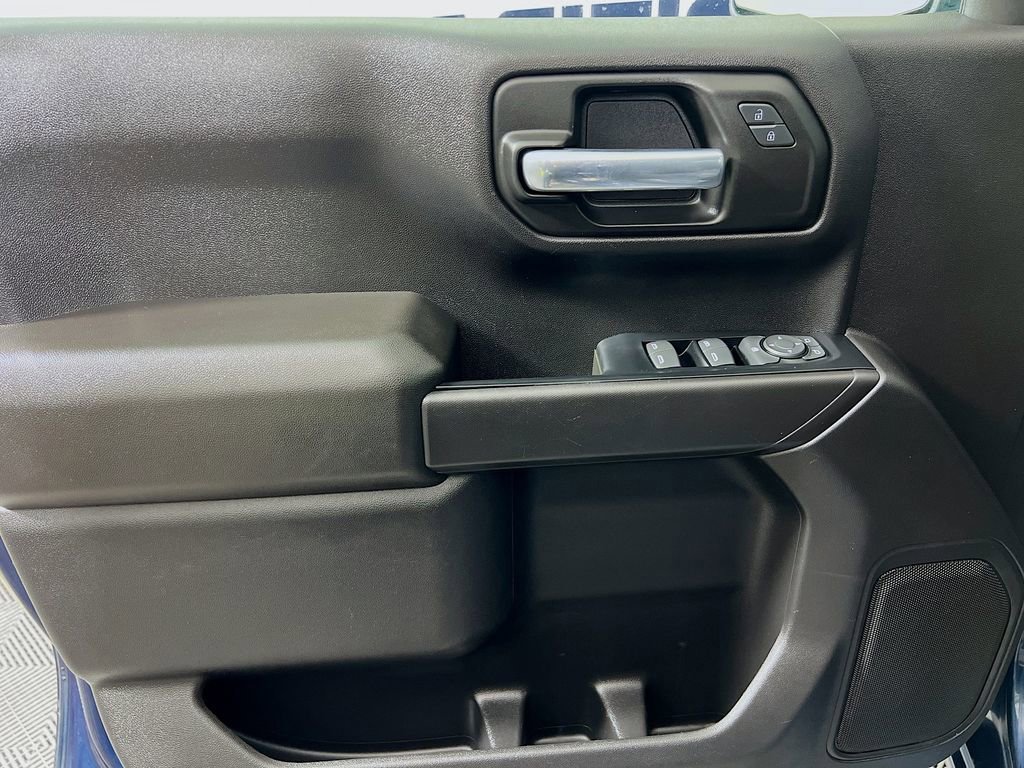 Used 2022 Chevrolet Silverado 1500 Custom w/ Safety Confidence Package image 22