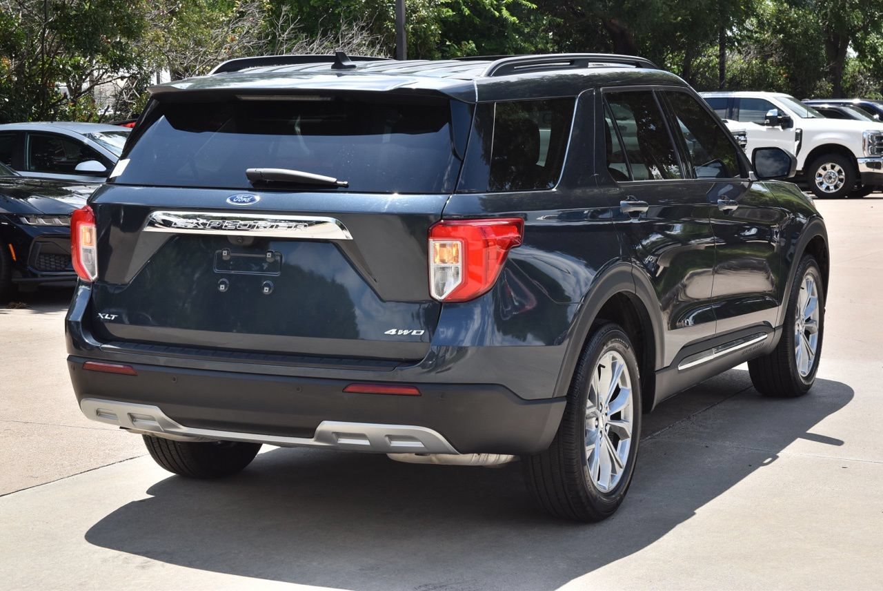 Certified 2024 Ford Explorer XLT w/ Equipment Group 202A AWD/4WD image 8