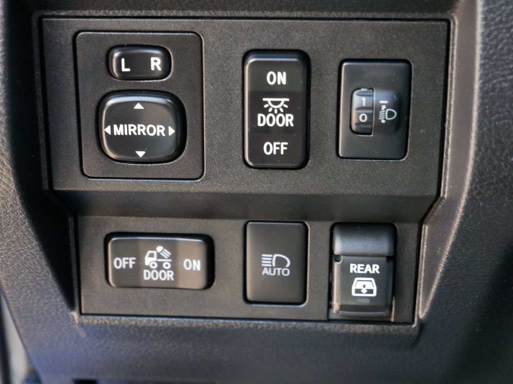 Used 2020 Toyota Tundra SR5 w/ TRD Sport Package AWD/4WD image 16