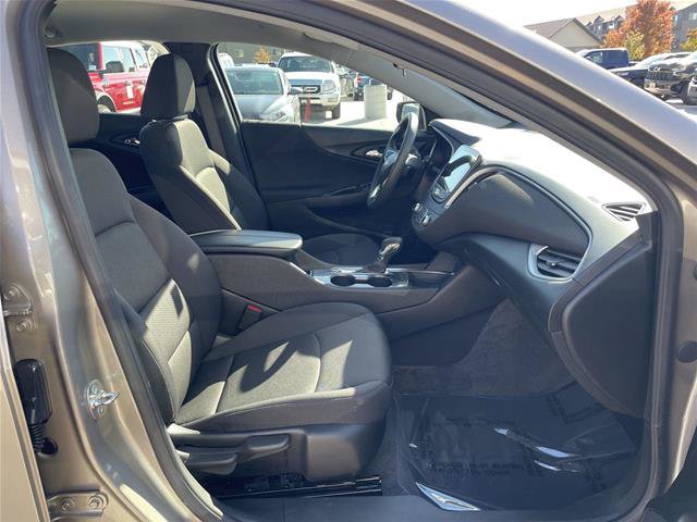 Used 2024 Chevrolet Malibu LT FWD image 19