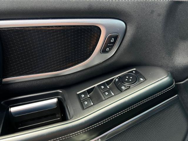 Certified 2025 Ford Expedition Max Platinum w/ Stealth Performance Package AWD/4WD image 17