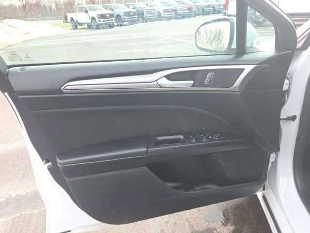 Certified 2019 Ford Fusion SE image 20