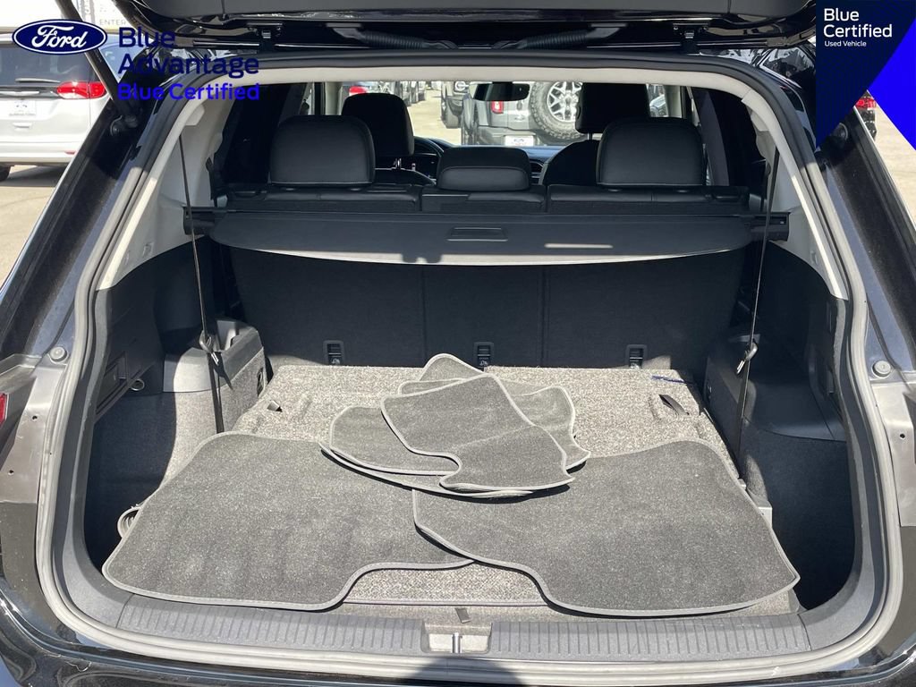 Used 2023 Volkswagen Tiguan SE FWD image 8