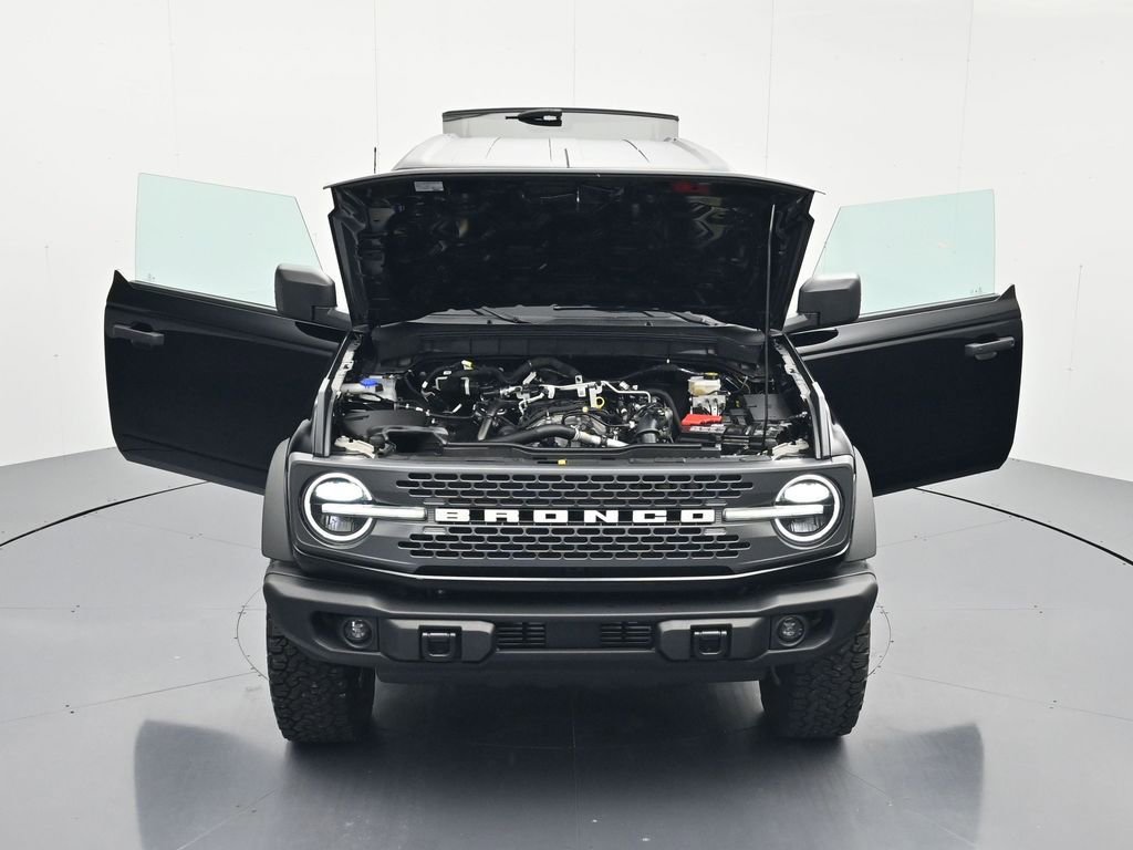 Certified 2025 Ford Bronco Badlands AWD/4WD image 41
