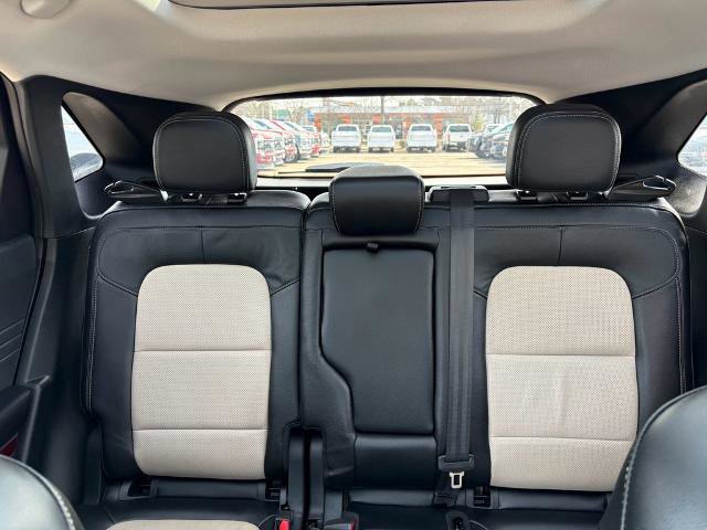 Certified 2022 Ford Escape Titanium w/ Titanium Elite Package image 11