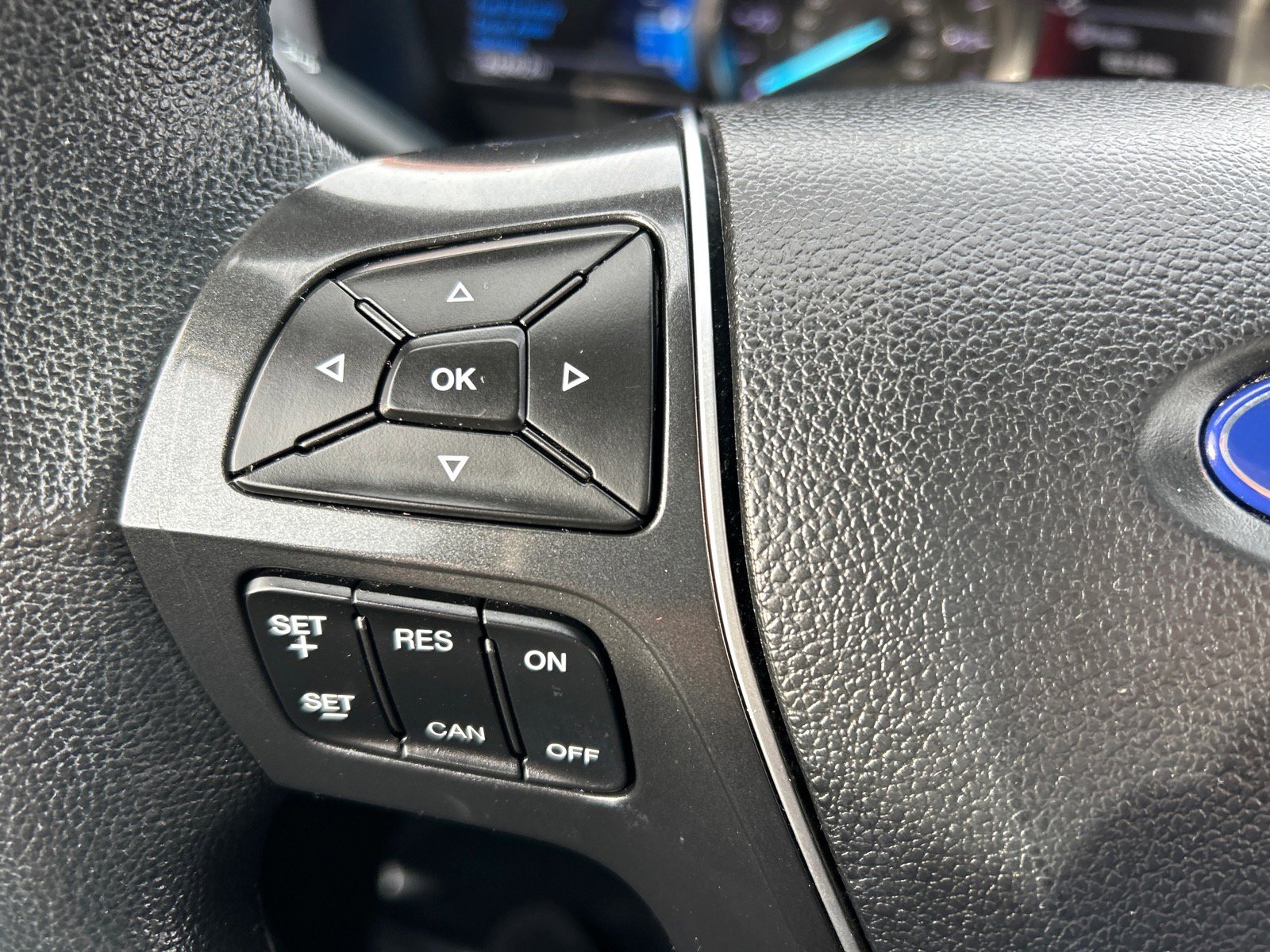 Certified 2019 Ford Explorer Limited w/ Class III Trailer Tow Package image 27