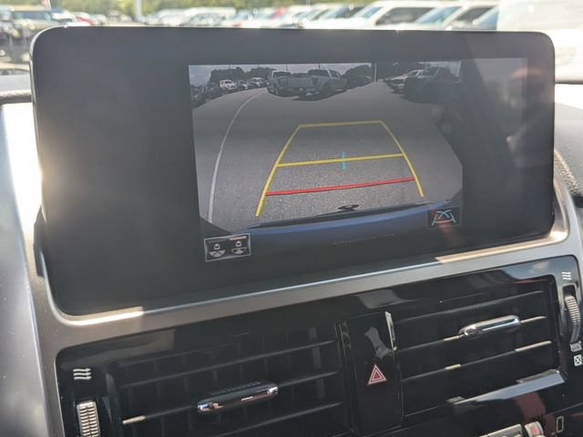Used 2022 Lexus GX 460 Premium w/ Accessory Package AWD/4WD image 17