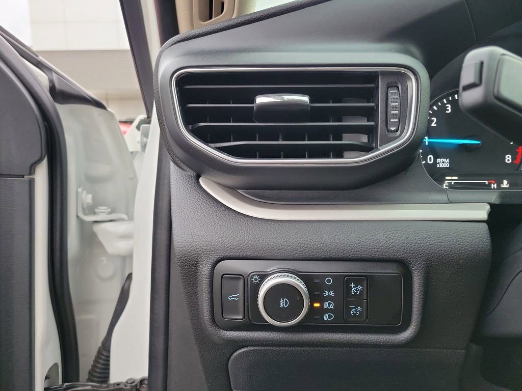 Certified 2023 Ford Explorer XLT w/ Equipment Group 202A image 21