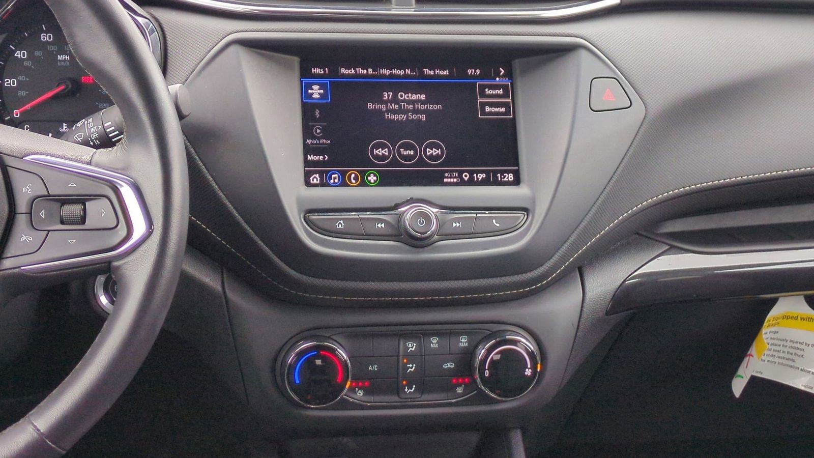 Used 2023 Chevrolet TrailBlazer ACTIV image 29