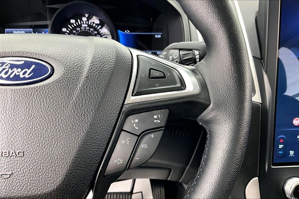 Certified 2024 Ford Edge SEL w/ Convenience Package AWD/4WD image 19