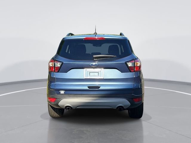 Certified 2018 Ford Escape SE FWD image 4