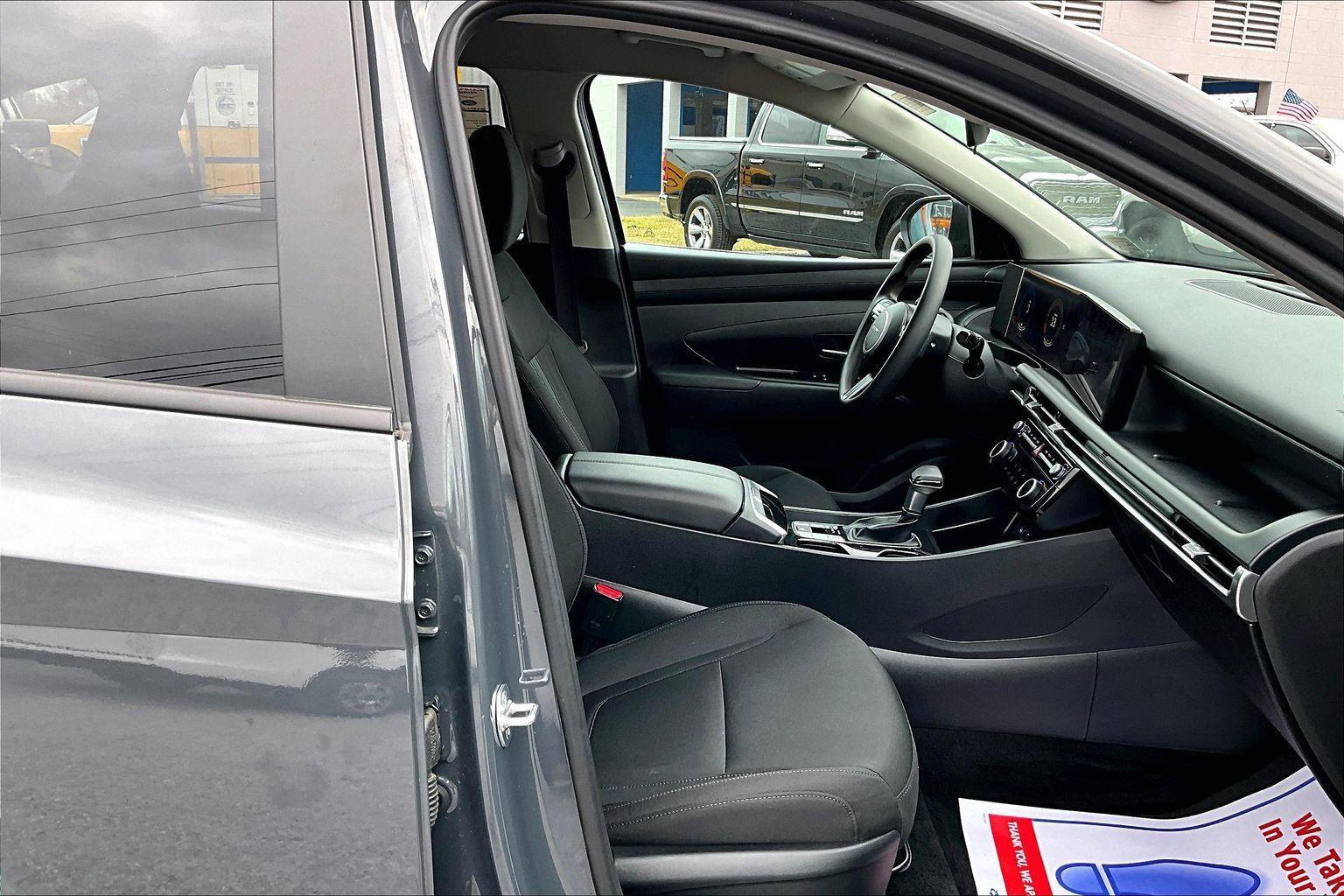 Used 2025 Hyundai Tucson SEL image 7
