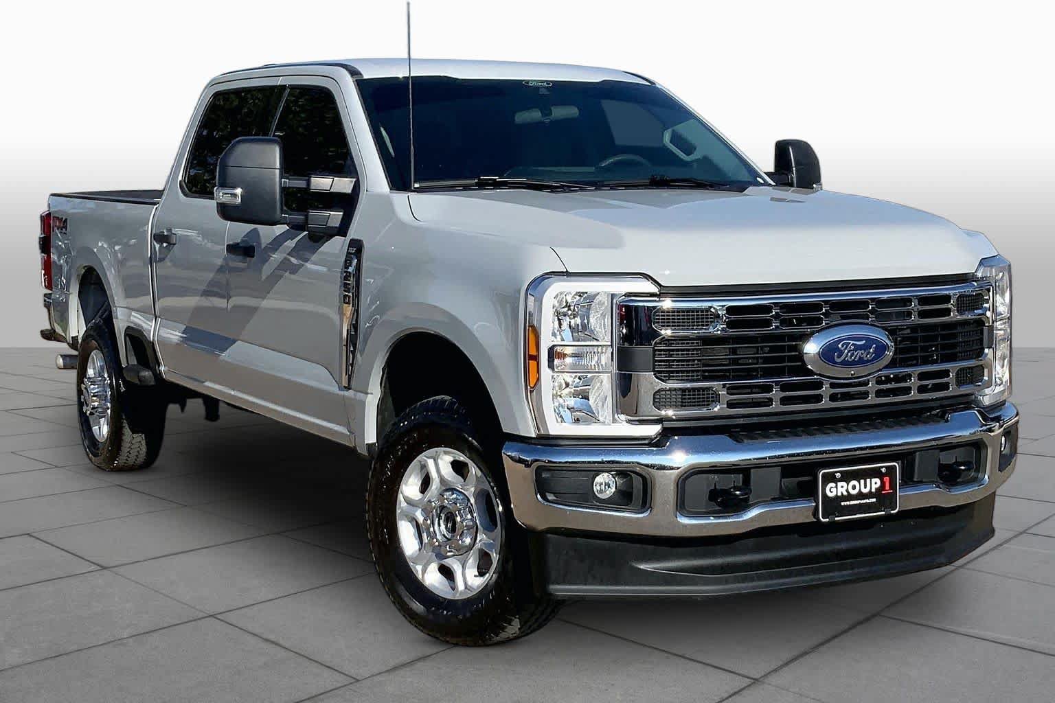 Certified 2025 Ford F250 XLT w/ 360-Degree Camera Package AWD/4WD image 3