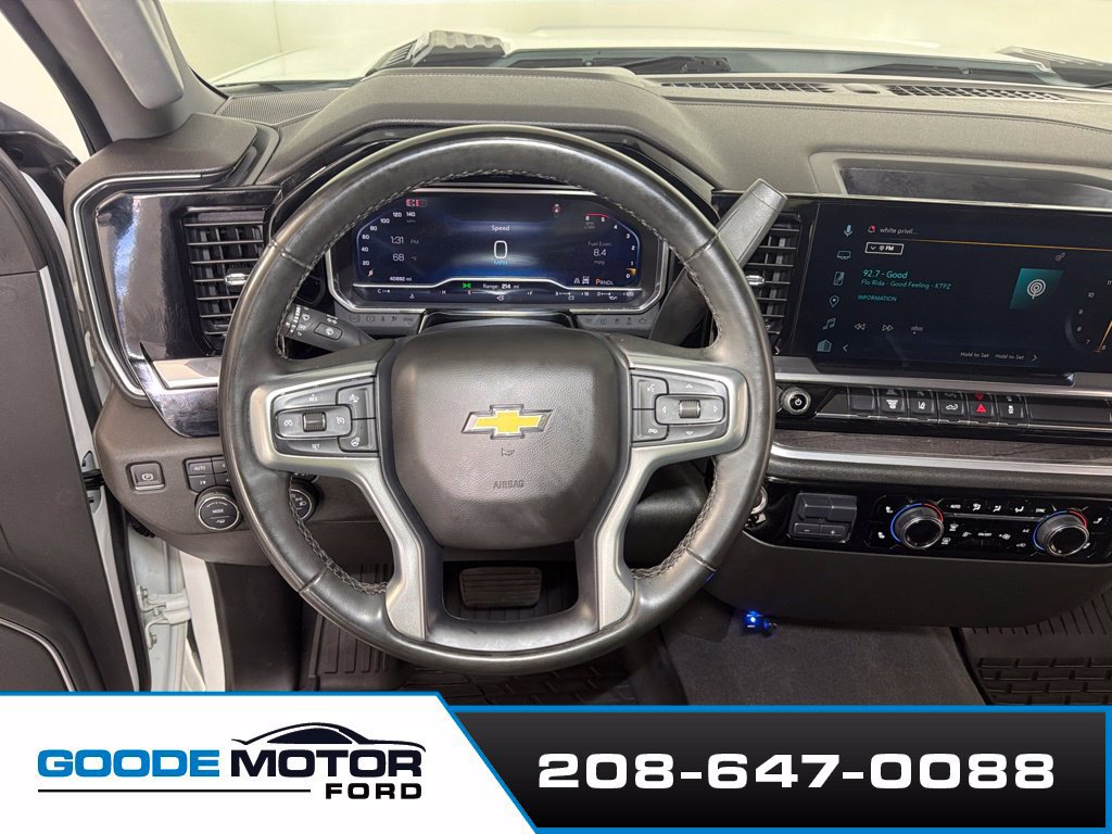 Used 2024 Chevrolet Silverado 3500 LTZ AWD/4WD image 13