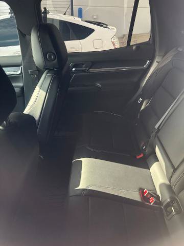 Used 2026 GMC Terrain Elevation w/ Elevation Premium Package FWD image 6
