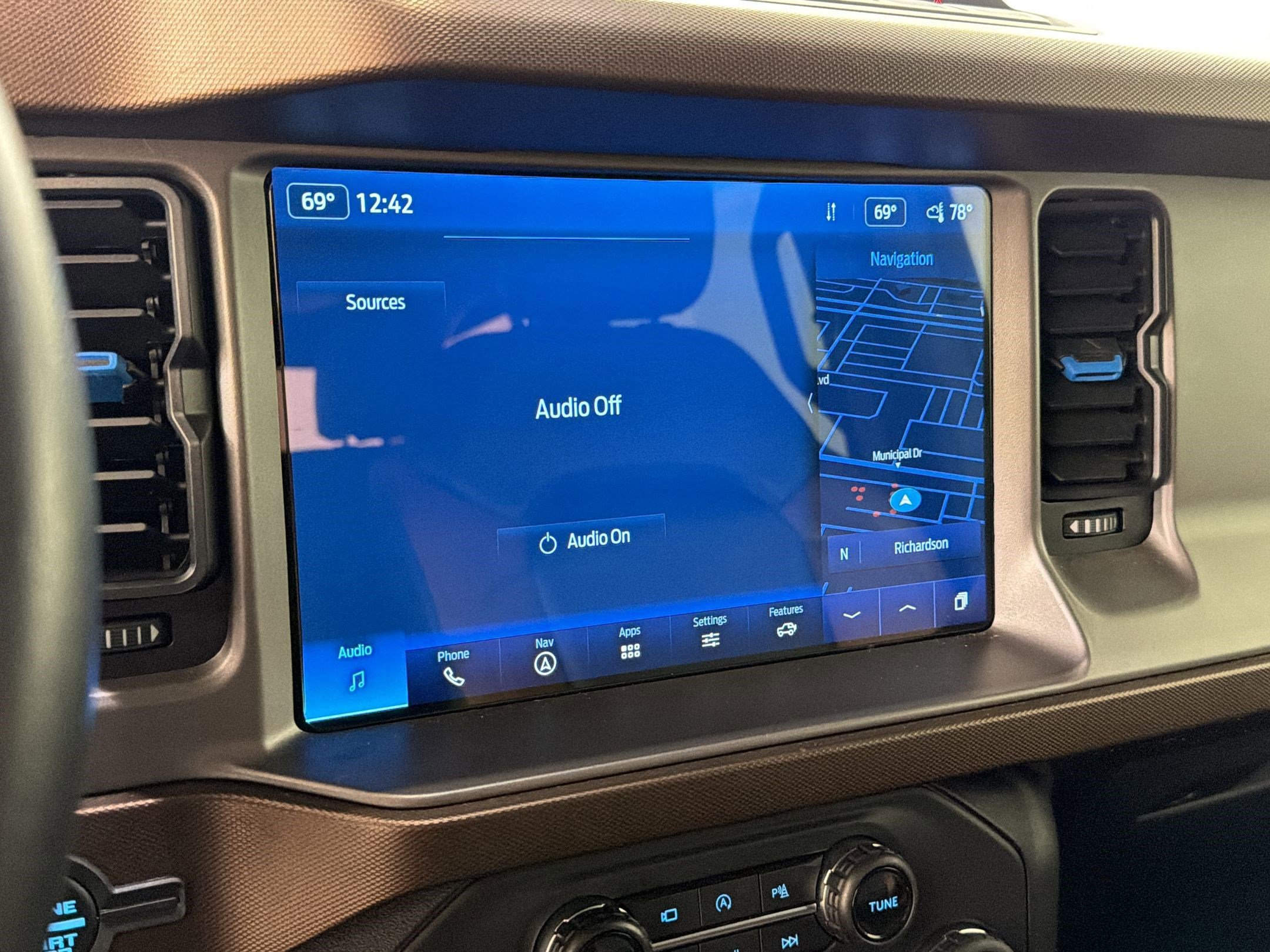 Certified 2022 Ford Bronco Outer Banks w/ Sasquatch Package image 23