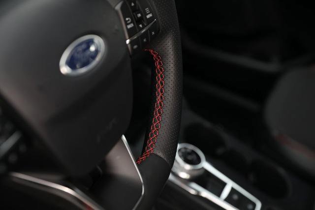 Certified 2024 Ford Escape ST-Line w/ Tech Pack #1 image 21