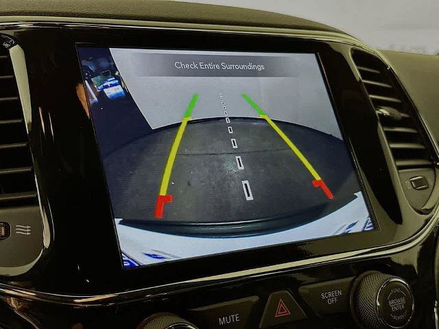 Used 2022 Jeep Grand Cherokee Laredo X AWD/4WD image 29