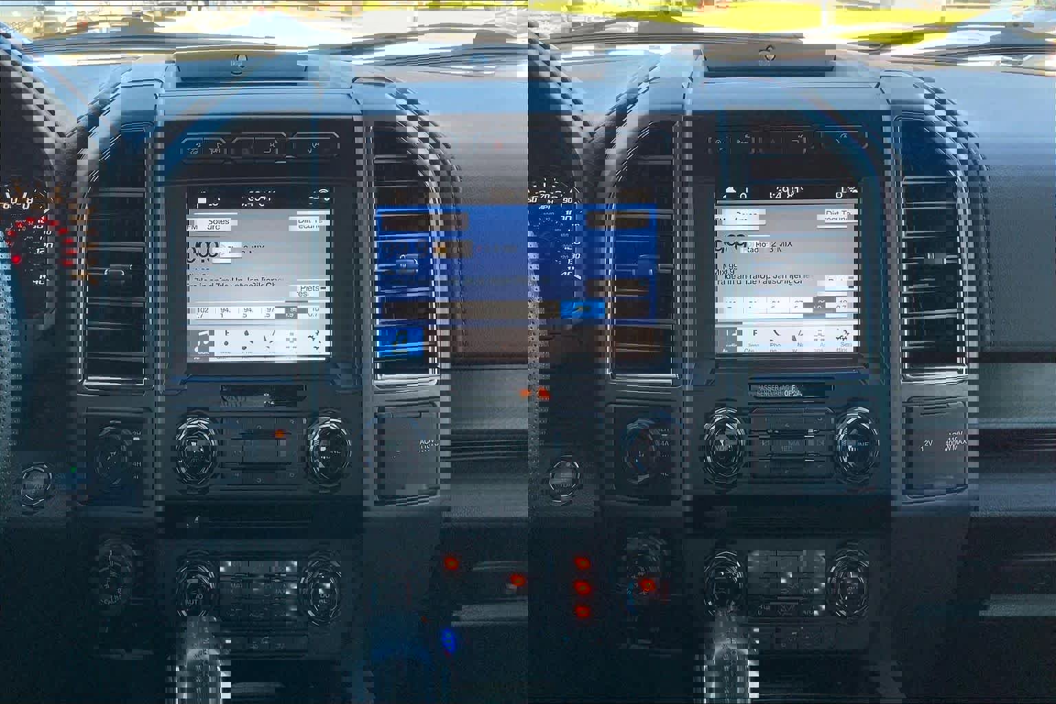 Certified 2018 Ford F150 Raptor w/ Equipment Group 802A Luxury image 8