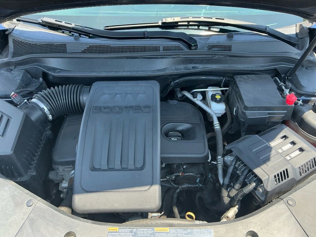 Used 2017 Chevrolet Equinox Premier w/ Enhanced Convenience Package FWD image 25