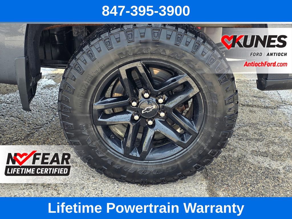 Used 2021 Chevrolet Silverado 1500 LT Trail Boss w/ Bed Protection Package AWD/4WD image 11