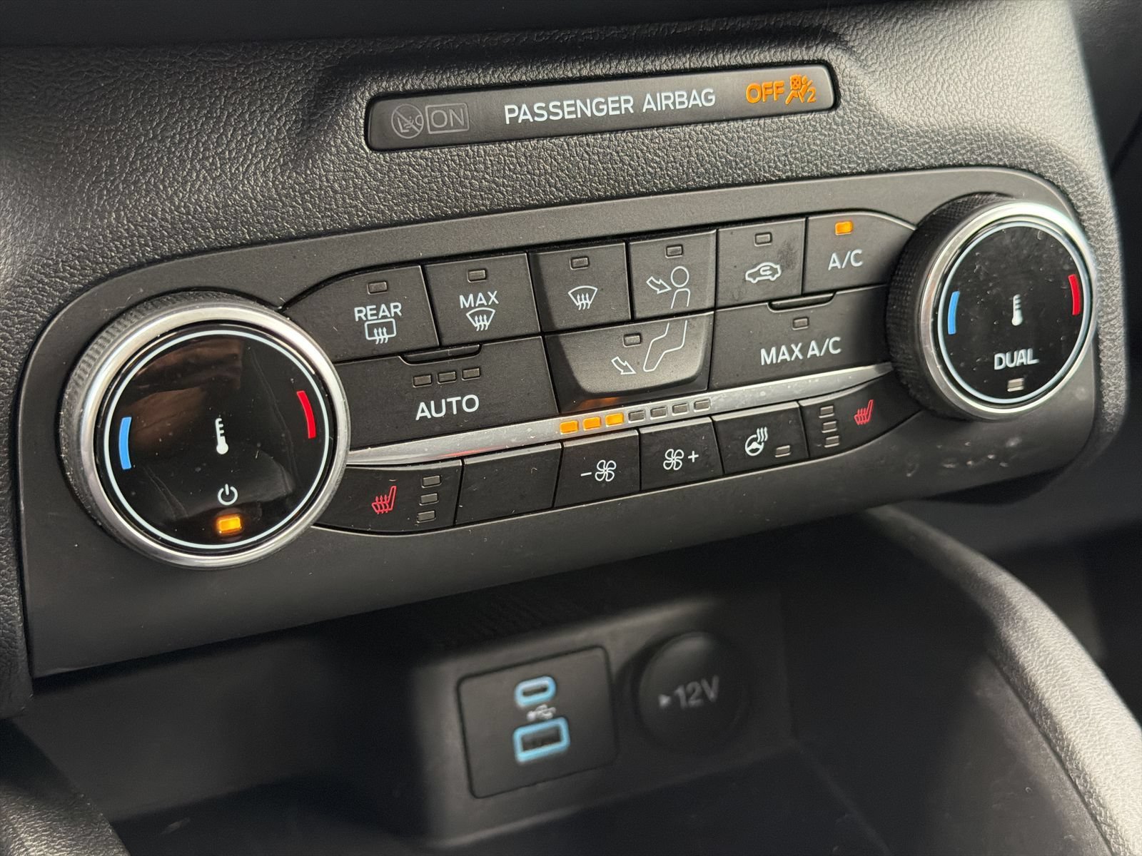 Certified 2023 Ford Escape Active AWD/4WD image 25