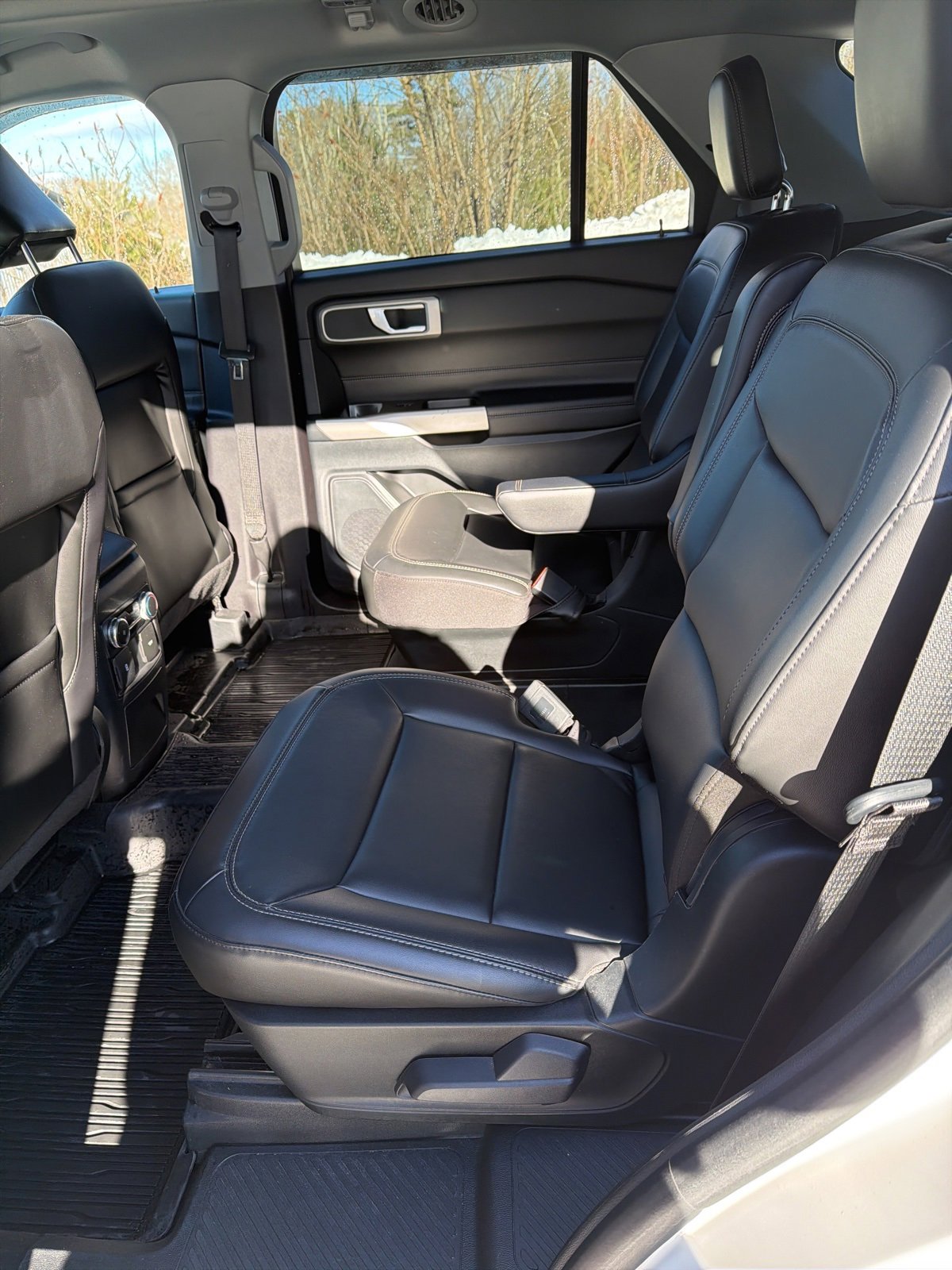 Certified 2022 Ford Explorer XLT w/ Equipment Group 202A image 12