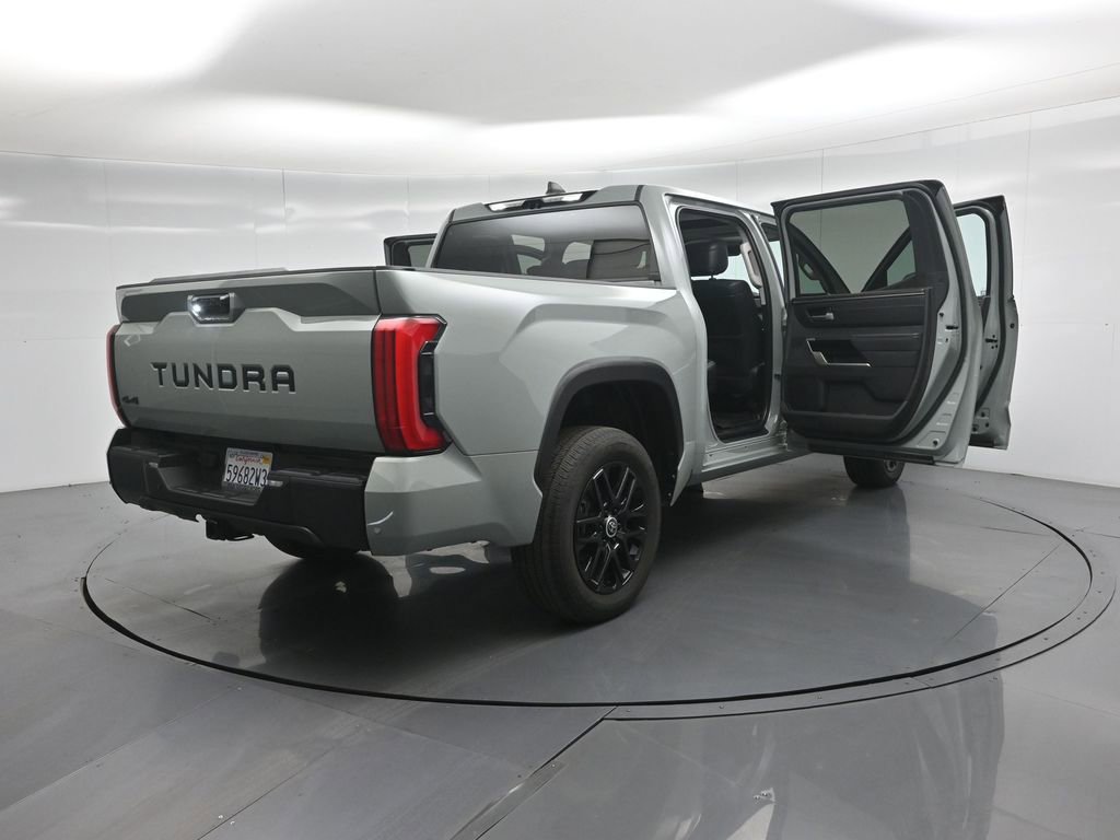 Used 2024 Toyota Tundra Limited image 5