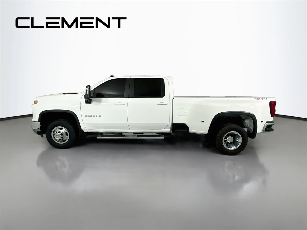 Used 2024 Chevrolet Silverado 3500 LT AWD/4WD image 6