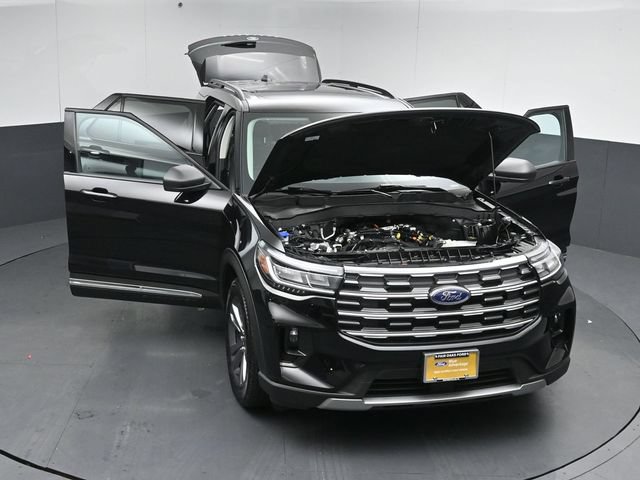 Certified 2025 Ford Explorer Active w/ Active Comfort Package AWD/4WD image 55