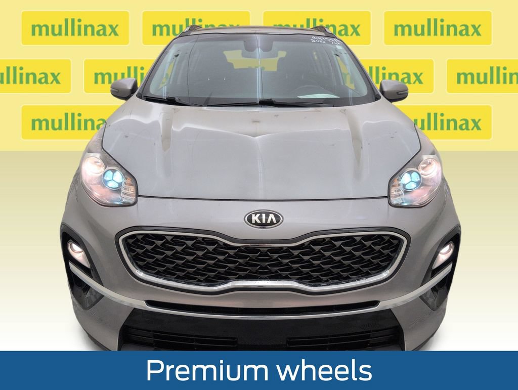 Used 2022 Kia Sportage EX w/ EX Technology Package FWD image 15
