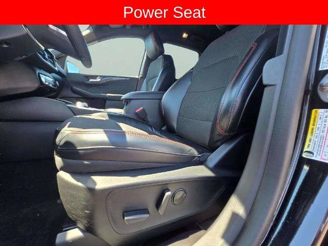 Certified 2023 Ford Escape ST-Line w/ Tech Pack #1 AWD/4WD image 26