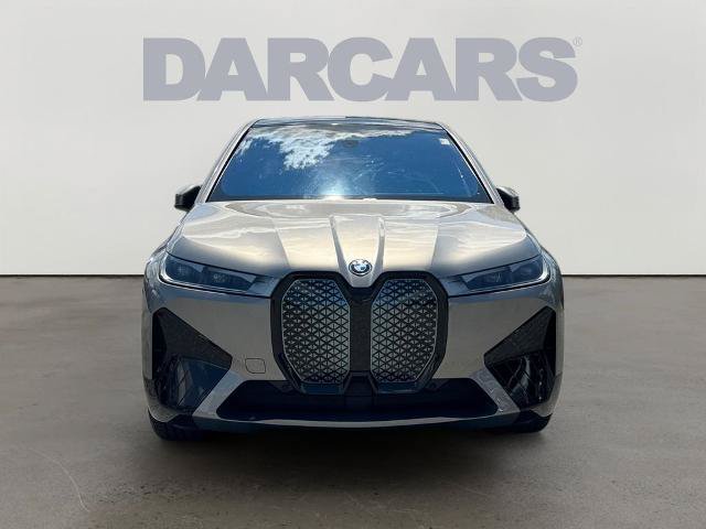 Used 2023 BMW iX xDrive50 w/ Premium Package AWD/4WD image 2