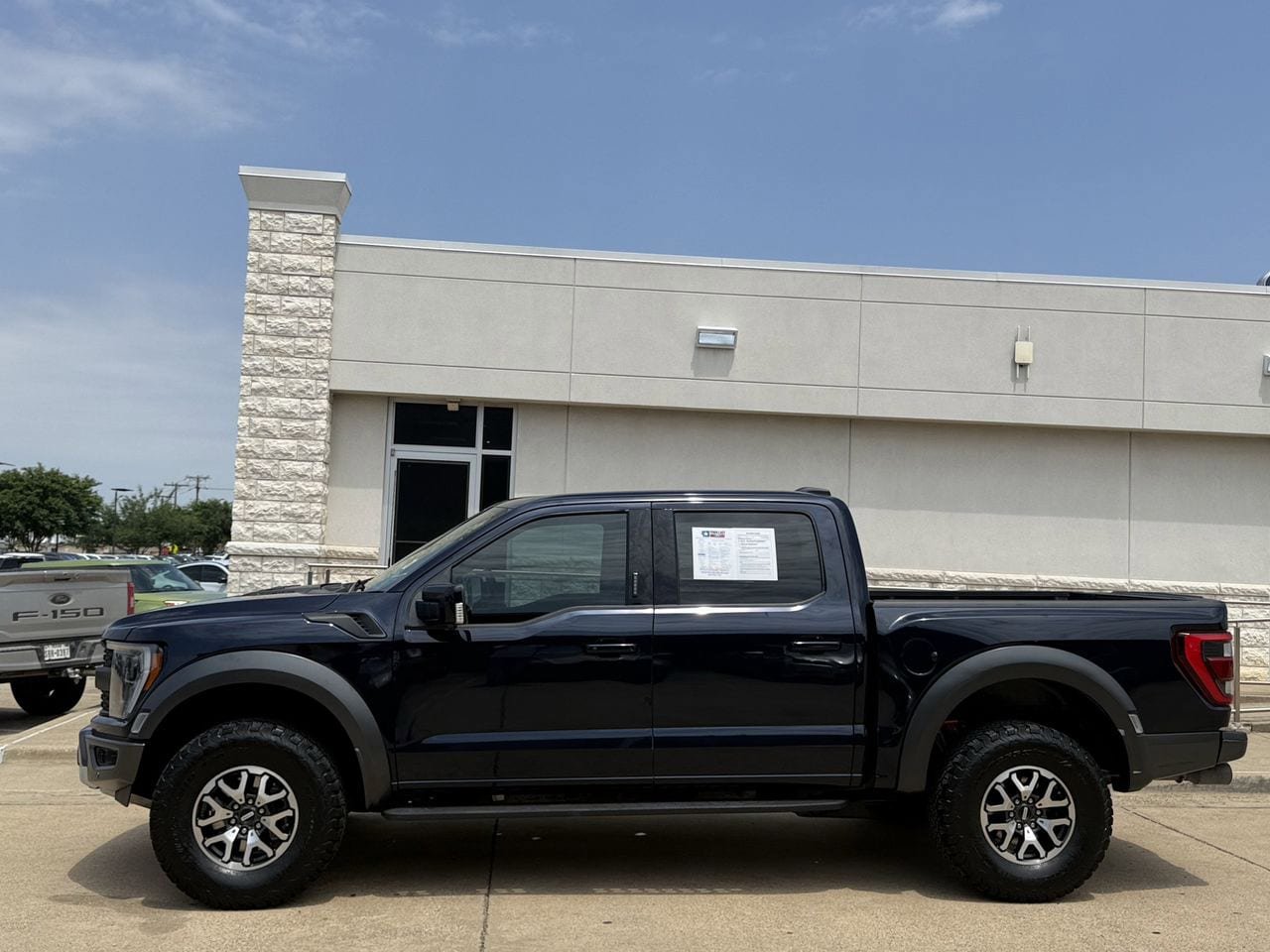 Certified 2023 Ford F150 Raptor AWD/4WD image 3