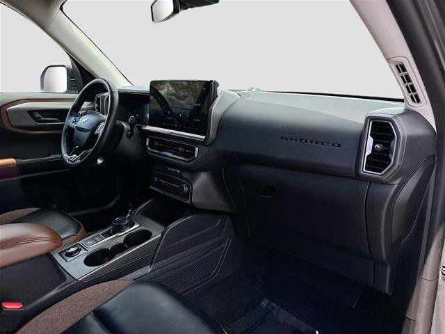 Certified 2025 Ford Bronco Sport Outer Banks w/ Outer Banks Tech Package+ AWD/4WD image 32