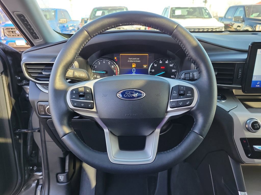 Certified 2022 Ford Explorer XLT w/ Equipment Group 202A image 22