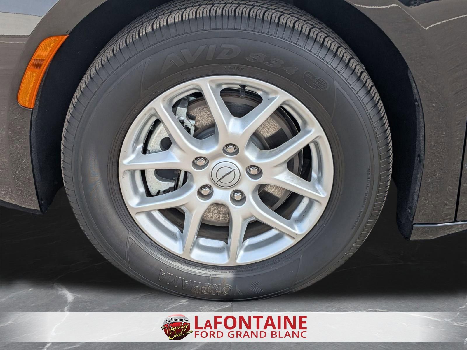 Used 2025 Chrysler Pacifica Select FWD image 34