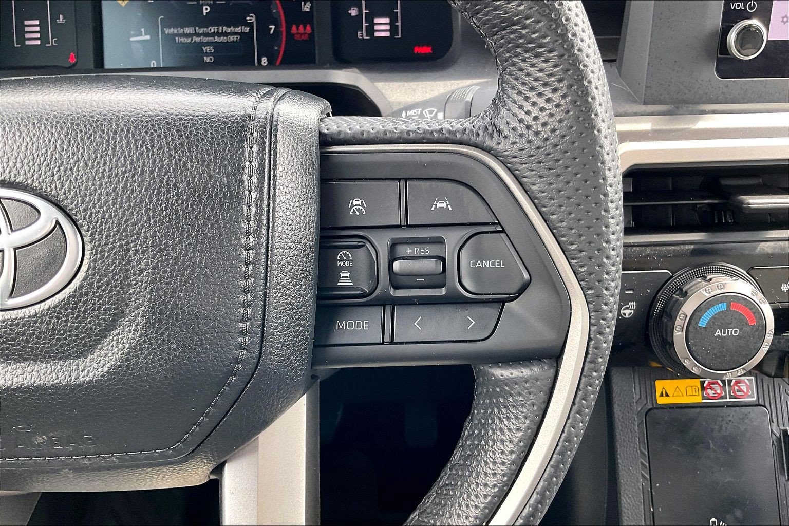 Used 2024 Toyota Tacoma SR5 AWD/4WD image 18