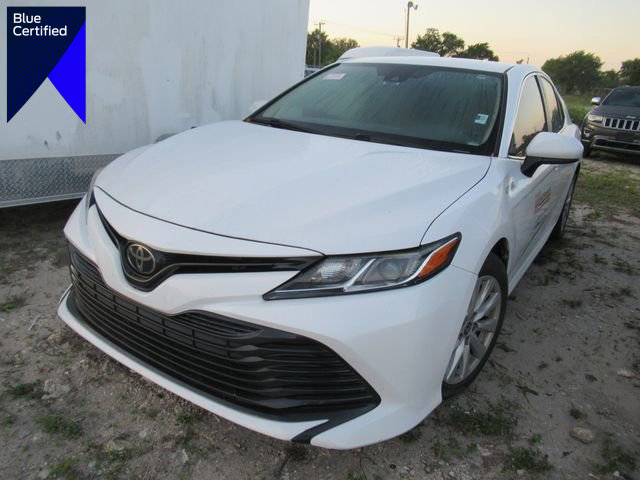 Used 2020 Toyota Camry LE FWD image 1