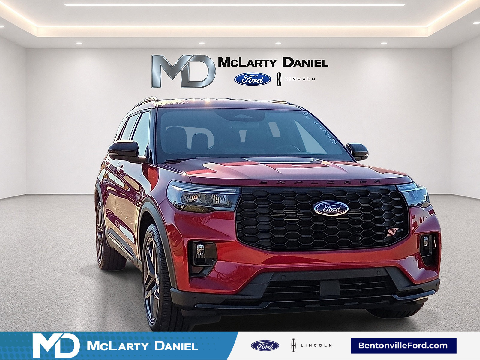 Certified 2025 Ford Explorer ST AWD/4WD image 1