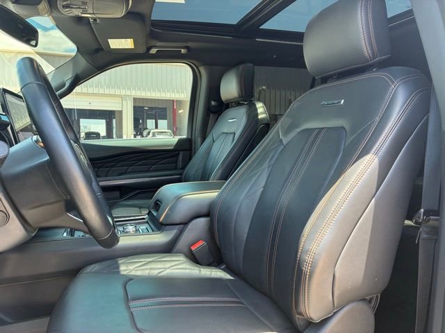 Certified 2024 Ford Expedition Platinum AWD/4WD image 7