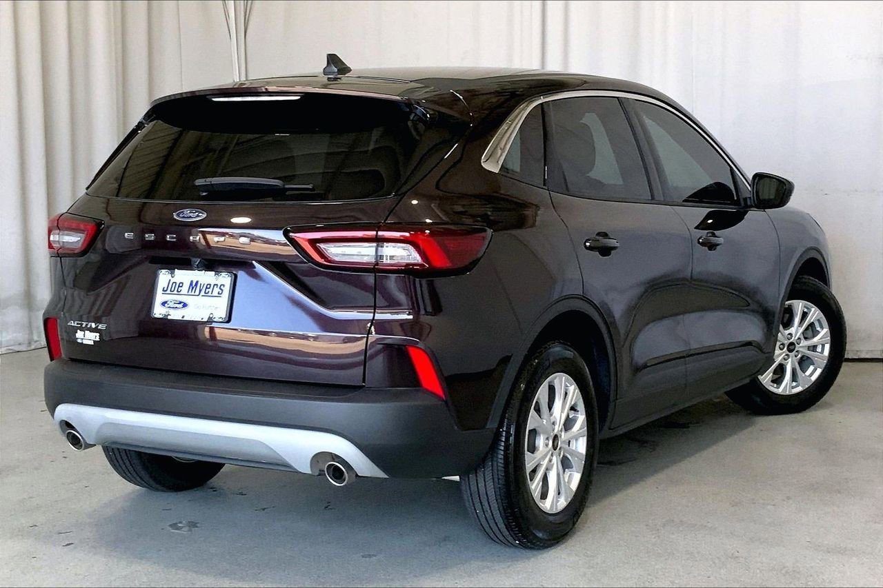 Certified 2023 Ford Escape Active FWD image 13