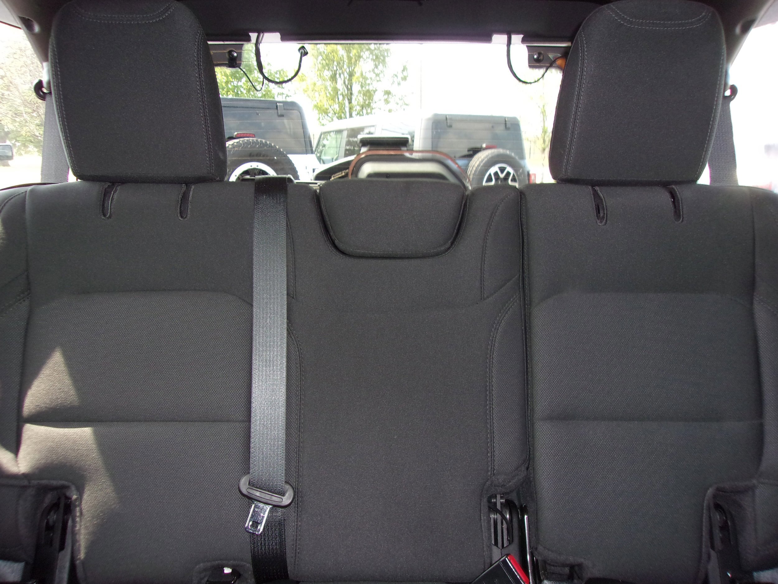 Used 2022 Jeep Wrangler Unlimited Sport AWD/4WD image 14