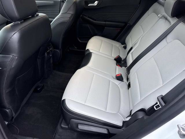 Certified 2025 Ford Escape SE image 14