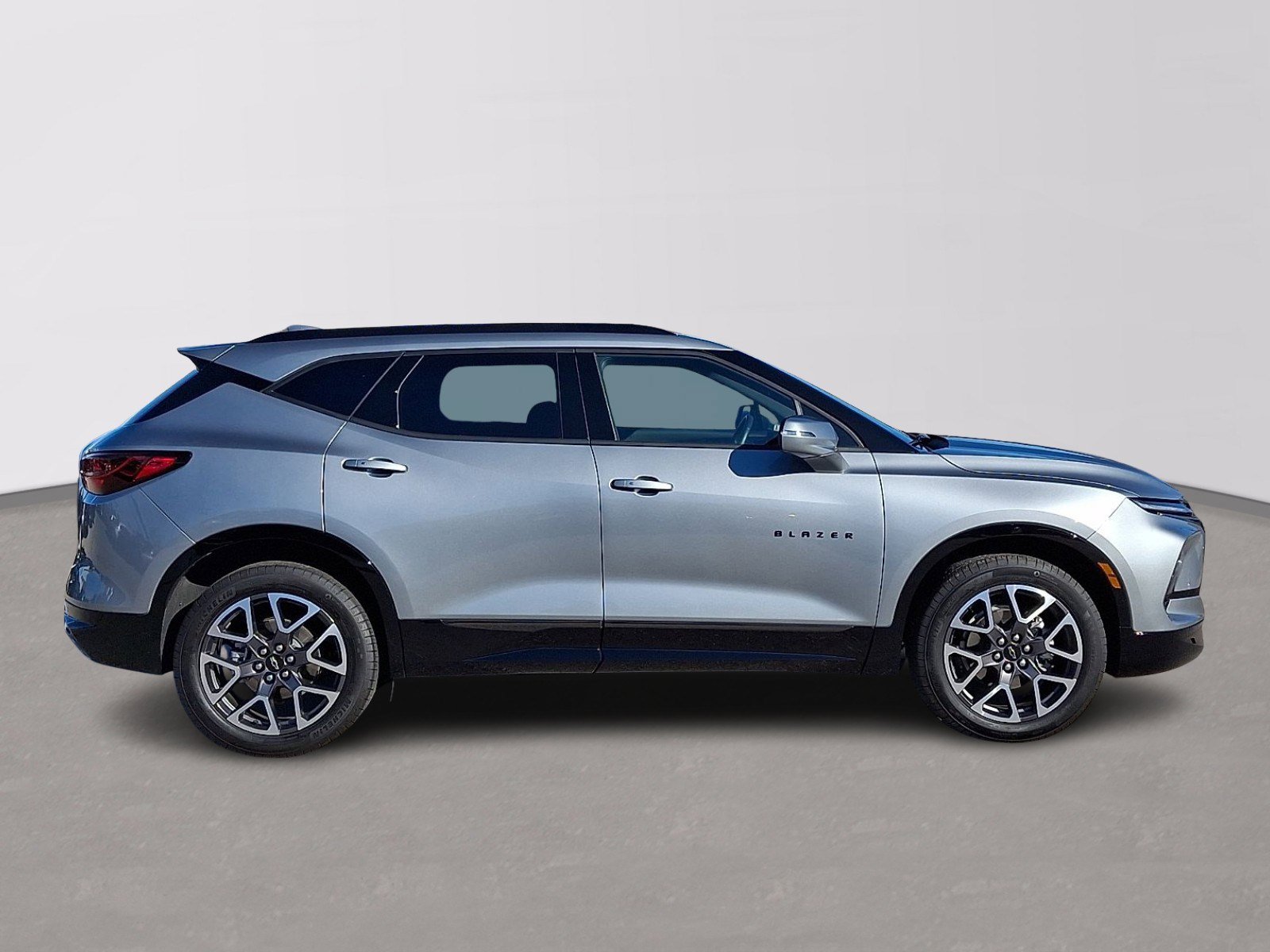 Used 2025 Chevrolet Blazer RS image 7