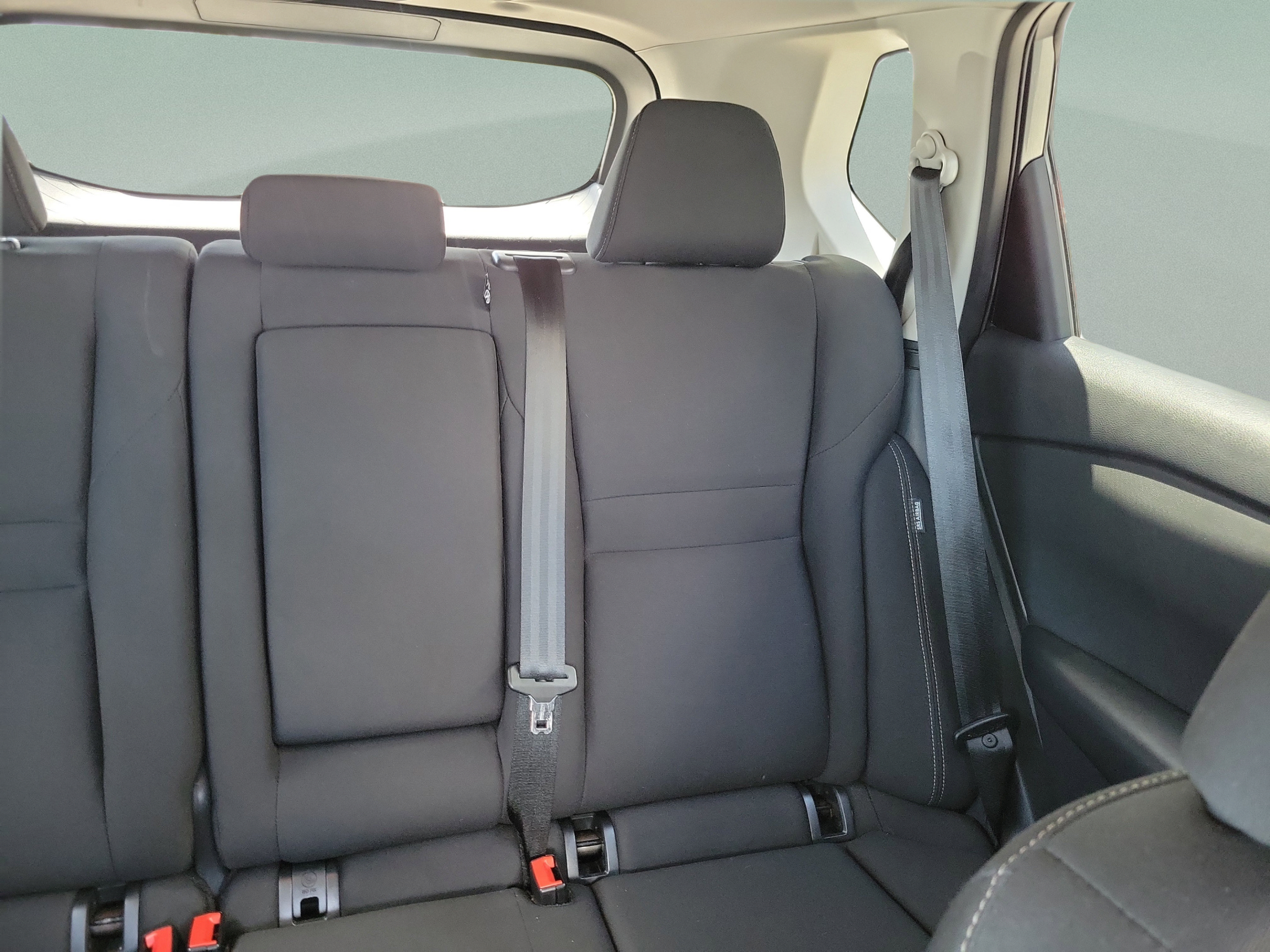 Used 2024 Nissan Rogue S AWD/4WD image 10