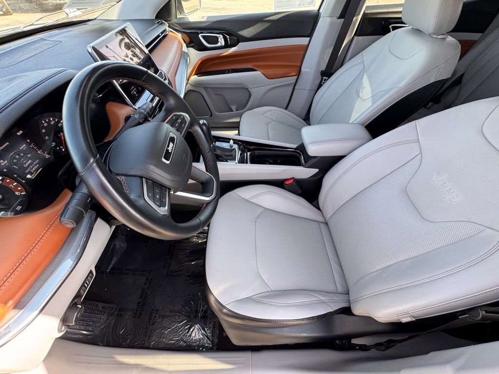 Used 2022 Jeep Compass Limited w/ Mopar Graphics Package image 17