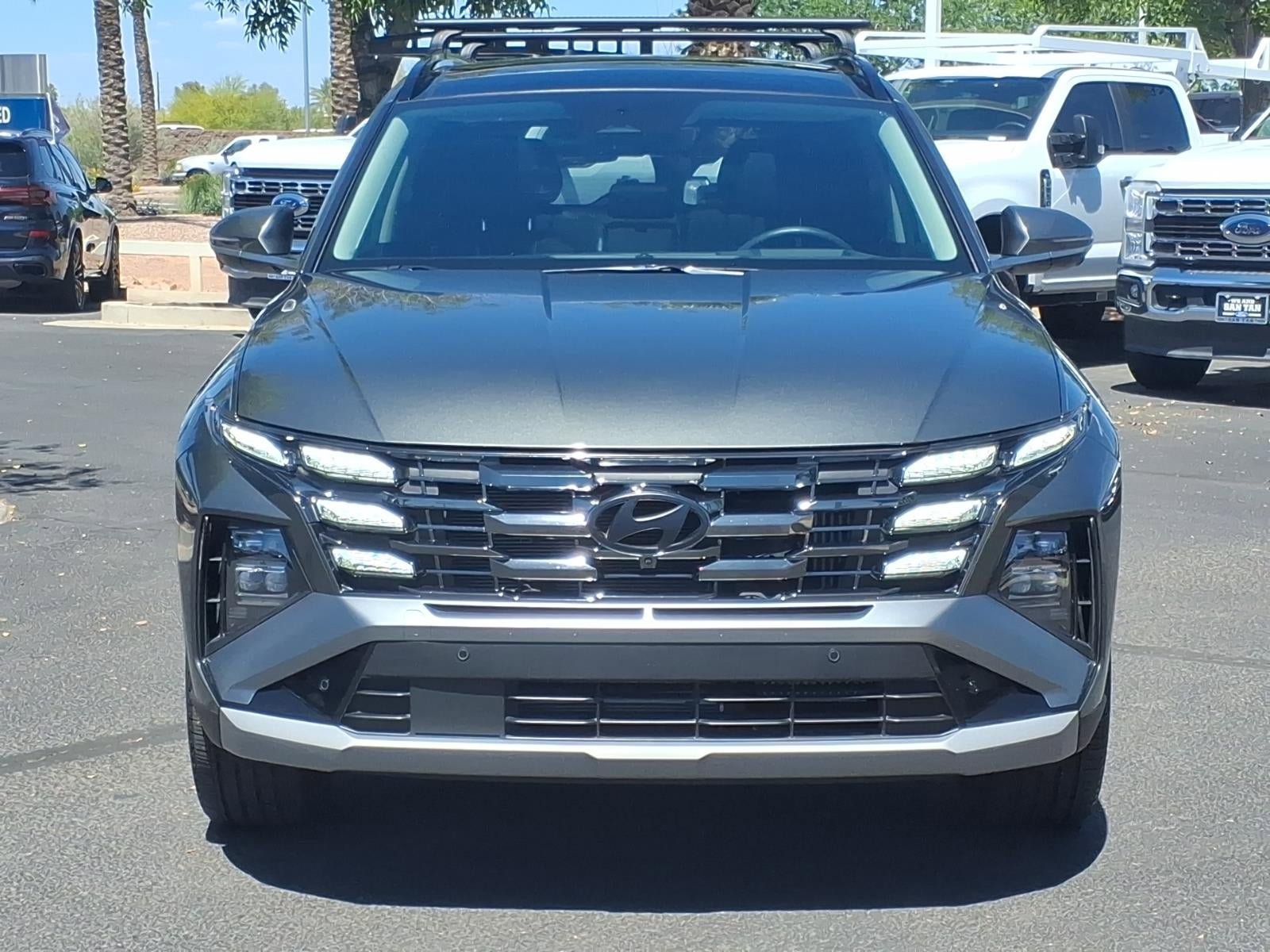 Used 2025 Hyundai Tucson Limited AWD/4WD image 2