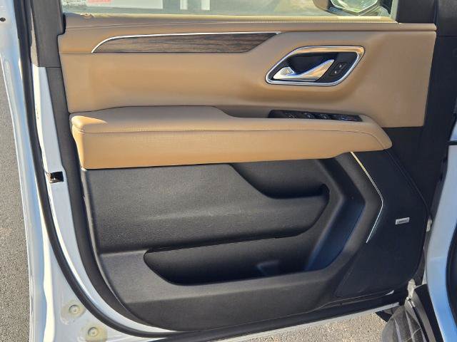 Used 2022 Chevrolet Tahoe Premier AWD/4WD image 24